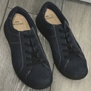 EARTH ORIGINS ELSON Elastic Lace No Tie Sneaker in Blueberry Bleuet 8M